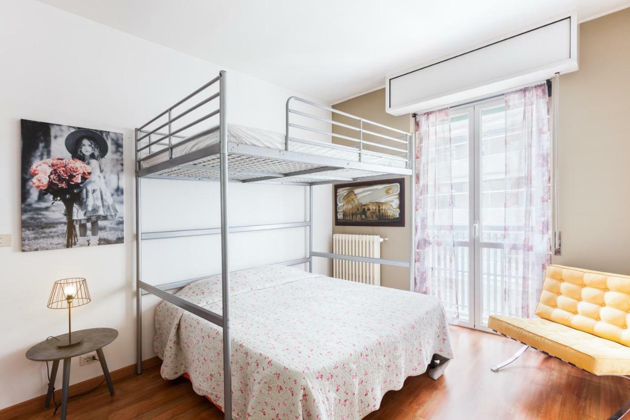 Milano Apartment Ana ภายนอก รูปภาพ